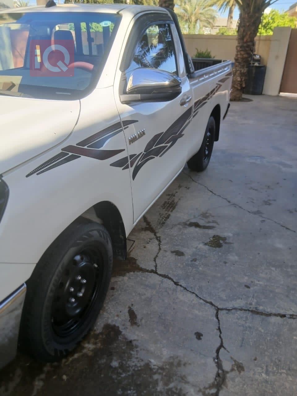 تويوتا هايلوكس